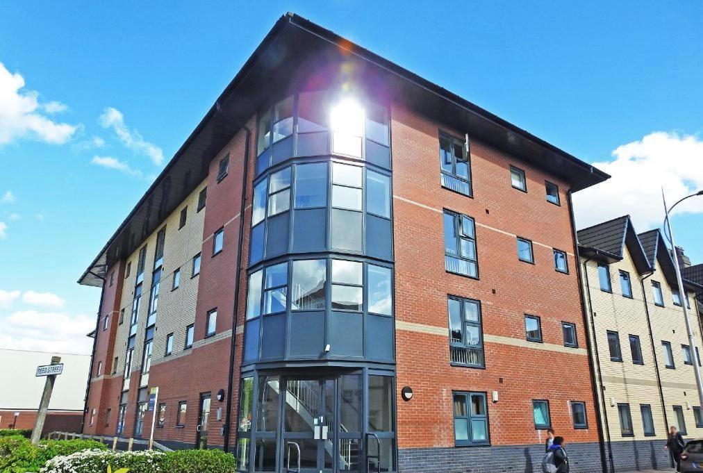 קינגסטון אפון הול #4 Reed Street Apartment Hull City Centre Nr Connexin Live מראה חיצוני תמונה
